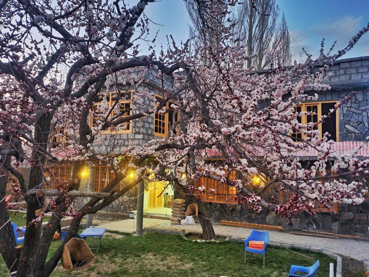 Sehrish Guest House Skardu Zewnętrze zdjęcie