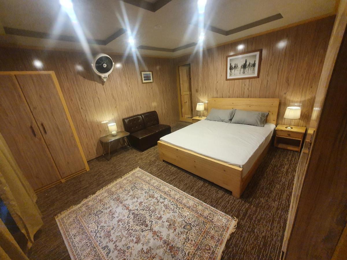 Sehrish Guest House Skardu Zewnętrze zdjęcie